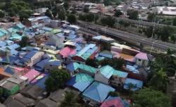 Video Unik Atap Rumah Warna-warni di Lenteng Agung Jaksel