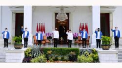 Presiden Jokowi Reshuffle Kabinet, Tri Rismaharini dan Sandiaga Uno Jadi Menteri