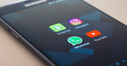 WhatsApp Bakal Rilis Fitur Voice dan Video Call di Web Tahun Depan