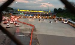 Hati-Hati, Sepanjang Ruas Tol Cipularang Rawan Kecelakaan Lalu Lintas