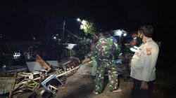 Tanggul Anak Sungai Sekedangdeur Ujungberung Jebol, Tiga Kios Tersapu Banjir<