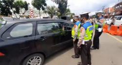 Tak Tunjukkan Hasil Rapid Test, Wisatawan ke Puncak Diputarbalikan di Cianjur<