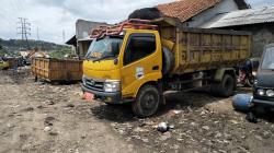Antisipasi Volume Sampah Melonjak, DLH KBB Siagakan 100 Personel<