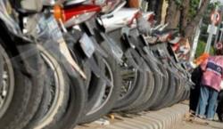 Jangan Biarkan Paku Tertancap Lama di Ban, Ini yang Akan Terjadi