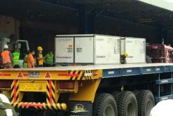 Polisi Kawal Pengiriman Vaksin Sinovac Dari Soetta ke Bio Farma <