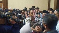 Romy Malam Ini Keluar dari Rutan KPK