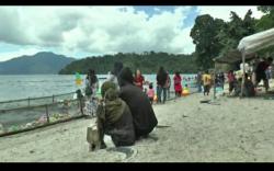 Wisatawan Padati Danau Ranau, Pengunjung dari Lampung hingga Jakarta<