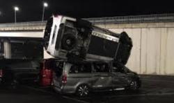 Mantan Karyawan Mercedes Ngamuk di Pabrik Rusak 50 Mobil