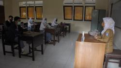 Pemprov Jabar Serahkan Kebijakan KBM Tatap Muka kepada Pemda dan Orang Tua Siswa<