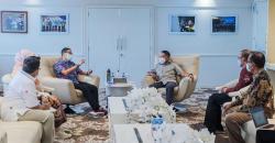 Sandiaga Uno Bahas Quick Win Penyelenggaraan Wisata Olahraga dengan Menpora