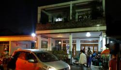  Sriwijaya Air Jatuh, Kediaman Kapten Pilot Afwan Ramai Didatangi Kerabat<