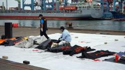 KNKT Kumpulkan Serpihan Pesawat Sriwijaya Air SJ 182