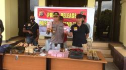 Bobol Bank Papua, Pelaku Foya-Foyakan Rp1,6 M Beli 2 Mobil, Emas dan Jalan-Jalan