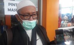 Warga Pontianak Datangi RS Polri Tunggu Identifikasi Istri Penumpang Sriwijaya Air