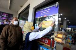 Langgar PPKM, Empat Minimarket di Kota Bandung Disegel 
