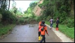 Tebing Longsor di Wonolelo Tutup Jalan Penghubung Magelang-Boyolali 