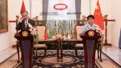 Tingkatkan Kerja Sama, Menlu China Wang Yi Bertemu Menlu Retno Marsudi 