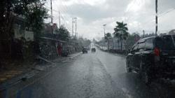 BMKG Sam Ratulangi Manado Ingatkan Warga Sulut Bahaya Cuaca Ekstrem<