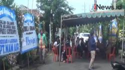 Video Jenazah Kru Sriwijaya Air Fadly Satrianto Dibawa Keluarga ke Surabaya