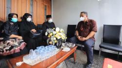 Plt Wali Kota Whisnu Sebut Co-Pilot NAM Air Fadly Kebanggaan Surabaya