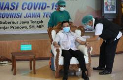 Disuntik Vaksin Covid-19, Legislator PKB Ini Merasakan Lebih Sakit saat Khitan<