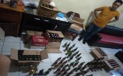 Bubarkan Kerumunan, Polisi Amankan 15 Warga, Sita 1 Ember Tuak 