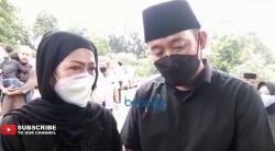 Ibunda Meninggal, Denny Cagur Lepas Jenazahnya dengan Ikhlas