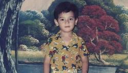 Kevin Hillers Unggah Foto Masa Kecil, Pemeran Angga di Ikatan Cinta Ini Banjir Pujian: Ganteng dari Lahir