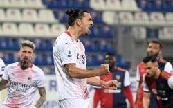 10 Pemain AC Milan Taklukkan Cagliari, Zlatan Ibrahimovic Borong Gol