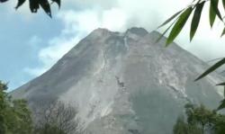 Video Ganjar Pranowo Tinjau Pengungsi Gunung Merapi