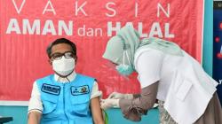 Gubernur Sulsel Disuntik Vaksin Covid-19, Minta Masyarakat Ikuti Langkahnya