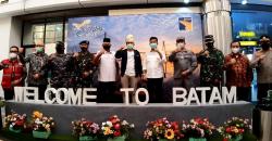 Sandiaga Uno Cek Penerapan Protokol Kesehatan di Bandara Hang Nadim