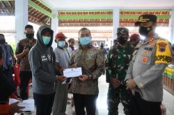 12 ABK Hilang Belum Ditemukan, Bupati Batang Siap Bantu Pencarian dengan Helikopter