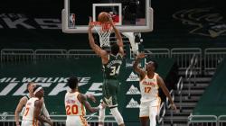 Bucks Libas Hawks, Giannis Antetokounmpo Ukir Sejarah