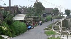 Hujan Abu Guyur Sejumlah Desa di Lereng Merapi <