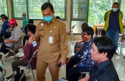 Ini Sosok Abdul Rosid, Tukang Pijat Tunanetra yang Diangkat Jadi Staf di Pemkab Batang