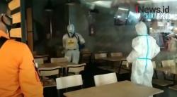 Video Pegawai KFC di Depok Terpapar Covid-19, Damkar Semprotkan Disinfektan Semua Ruangan Restoran