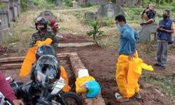 Petugas Pengusung Peti Mogok, Jenazah Pasien Covid-19 Sempat Telantar di Cikadut<