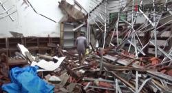 Video Diterjang Angin Kencang dan Hujan Deras, Dua Ruangan Sekolah di Padeglang Banten Ambruk