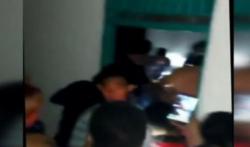 Video Pemuda Bersenpi Ancam Warga dan Penghuni Kos di Palembang