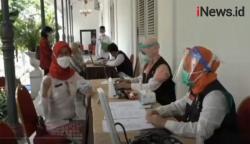 Video Dinkes DKI Jakarta Gelar Vaksinasi Covid-19 Tahap Kedua di Balai Kota