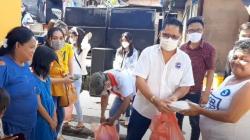 Peduli Korban Banjir Manado, Partai Perindo Bagikan Ratusan Kotak Makanan Siap Saji<