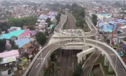 Video Uji Coba Jalan Layang Tapal Kuda Jadi Ajang Area Foto Selfi