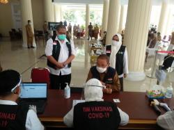 Vaksinasi Covid-19 Tahap 2, Nakes di Majalengka Belum Semuanya Divaksin<