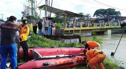 Tragis, Santri Tenggelam Terseret Arus Sungai, Sempat Ditolong Rekannya tapi Gagal<