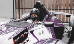 Atta Halilintar Tunggangi Mobil Mirip F1 