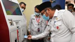 Tanpa Repot, Warga Padang Kini Bisa Cetak E-KTP di Anjungan Dukcapil Mandiri