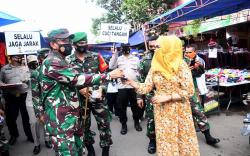 Instruksi Presiden, 6 Jenderal di Palembang Datangi Pasar Tradisional  <
