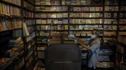 Mengunjungi Taman Bacaan Tertua di Bandung, Berdiri Sejak Tahun 1967