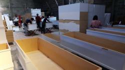 Pabrik Ini Produksi 100 Peti Mati Khusus Korban Covid-19 per Hari